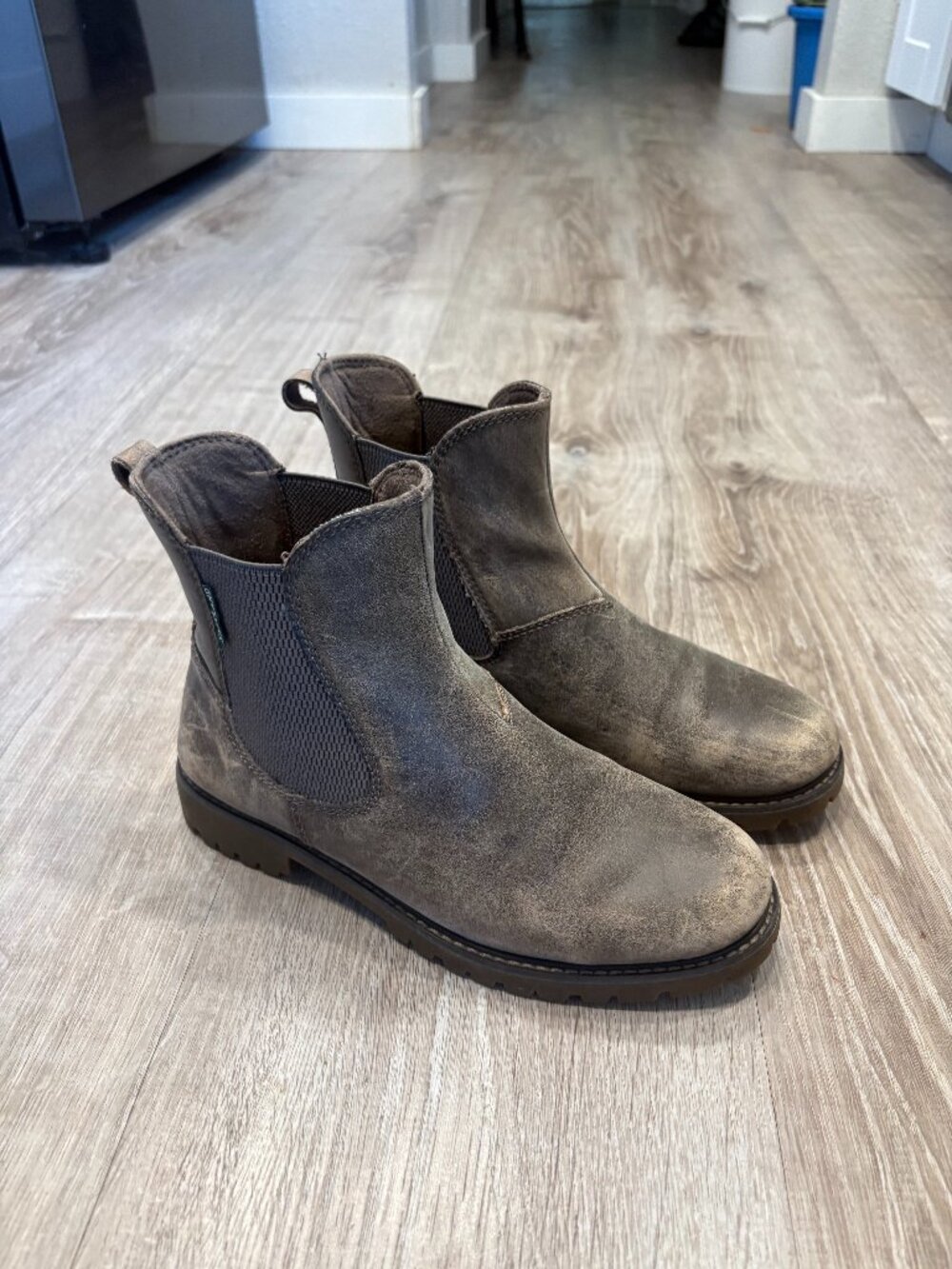 Eastland Women's Ida Chelsea Boot - Size 8